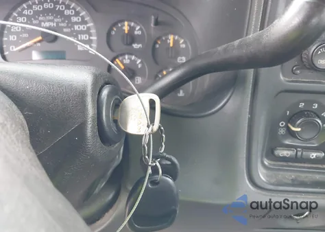 2004 Chevrolet Avalanche 1500 z USA, uszkodzony, nr VIN 3GNEC12T64G338246